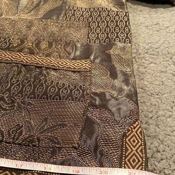 Tudor Court Tapestry Blazer Jacket Size Medium Classic Blazer Dressy - Picture 15 of 15